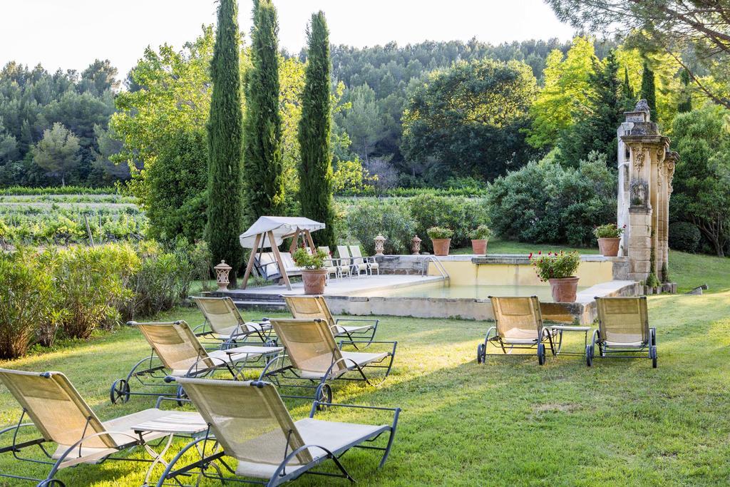 Chateau Talaud Bed & Breakfast Loriol-du-Comtat Екстериор снимка