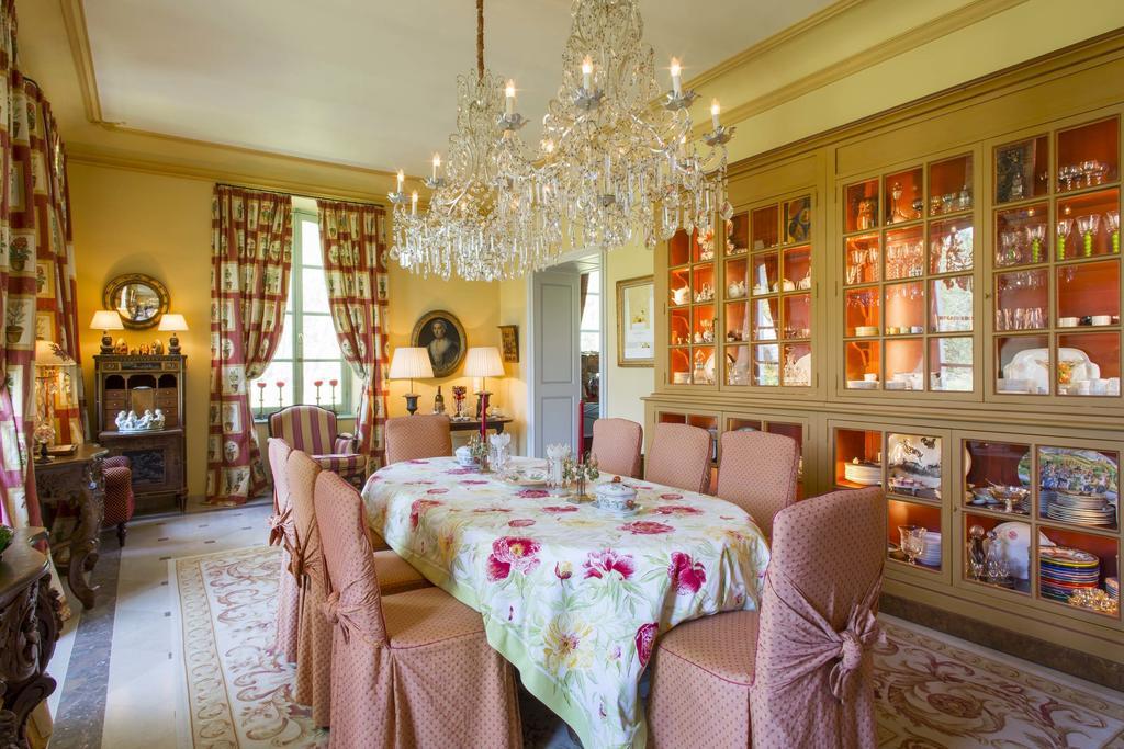 Chateau Talaud Bed & Breakfast Loriol-du-Comtat Екстериор снимка