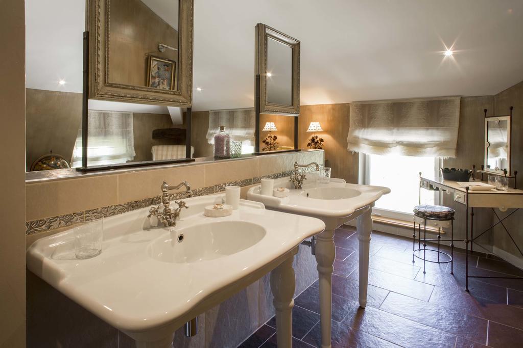 Chateau Talaud Bed & Breakfast Loriol-du-Comtat Стая снимка