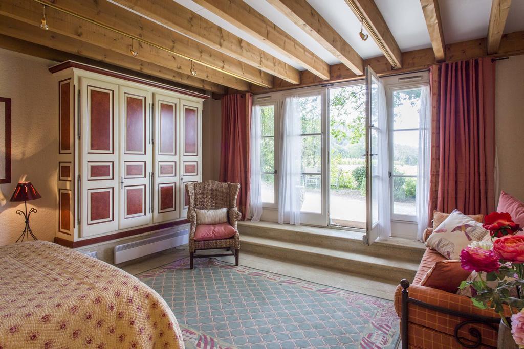 Chateau Talaud Bed & Breakfast Loriol-du-Comtat Екстериор снимка